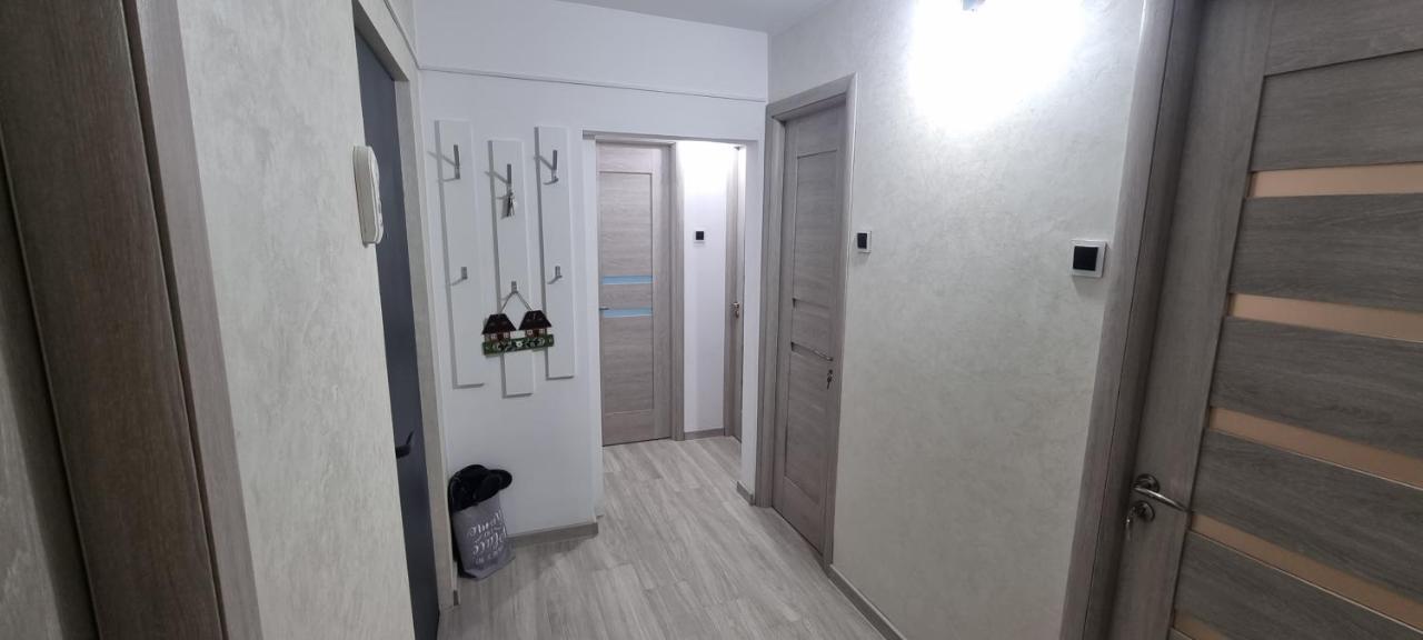 Ilona Apartament 3 Camere Râmnicu Vâlcea Eksteriør billede