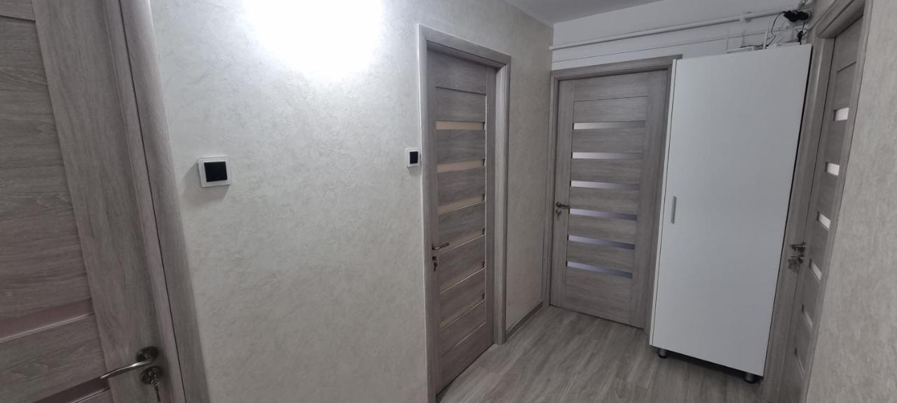 Ilona Apartament 3 Camere Râmnicu Vâlcea Eksteriør billede